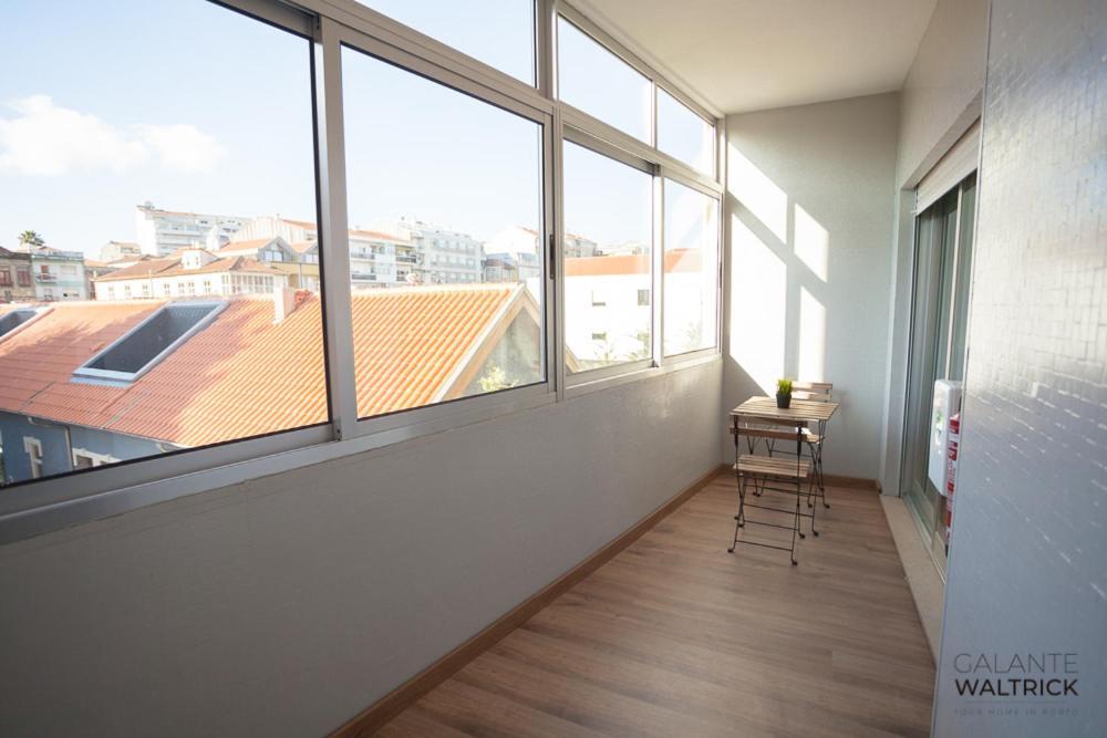 Apartamento Downtown 3 Bedroom With Balcony - Quiet Street - Family Friendly - Groups *