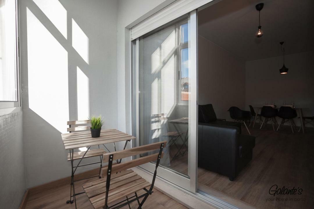 Downtown 3 Bedroom With Balcony - Quiet Street - Family Friendly - Groups * Porto